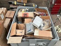 Diverse garagematerialen - afbeelding 2 van  9