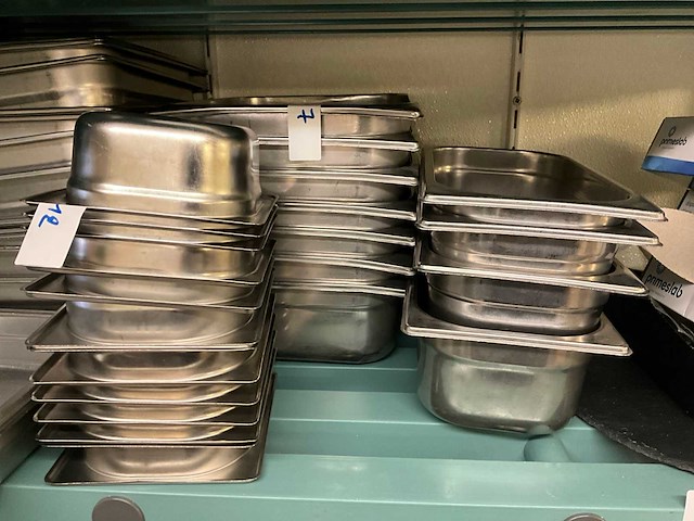 Diverse gastronormbak en schalen (160x) - afbeelding 1 van  3