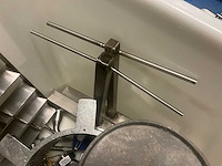 Diverse gedemonteerde rvs onderdelen van pompen - afbeelding 8 van  11