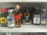 Diverse geestrijke dranken (155x) - afbeelding 1 van  4