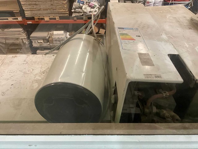 Diverse geiser (3x) - afbeelding 2 van  4