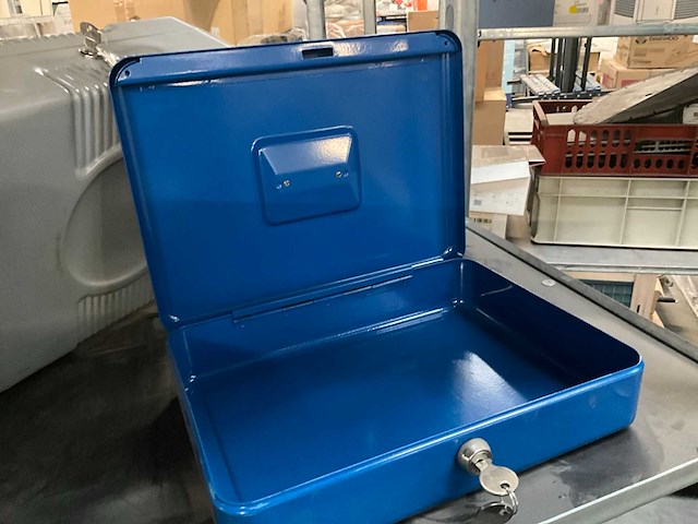 Diverse geldkoffers (2x) - afbeelding 4 van  4