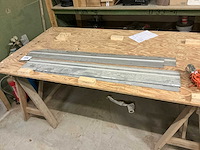 Diverse geleiderrails (2x) - afbeelding 1 van  3