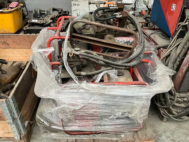 Diverse generatoren (2x) - afbeelding 3 van  4