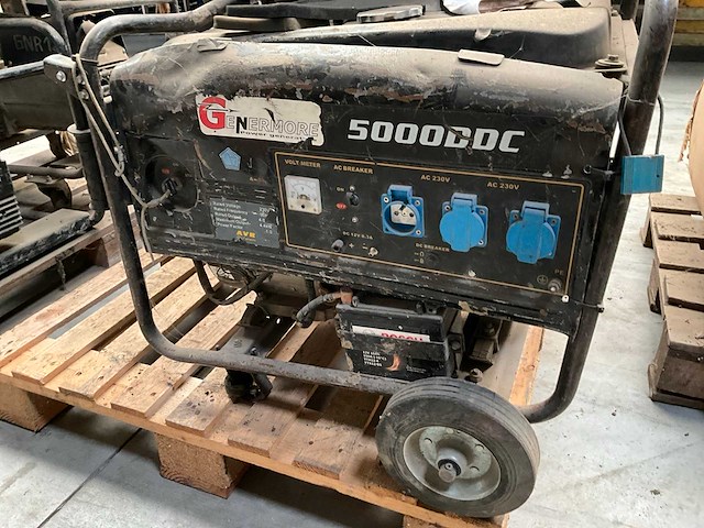 Diverse generatoren (defect) (16x) - afbeelding 13 van  20