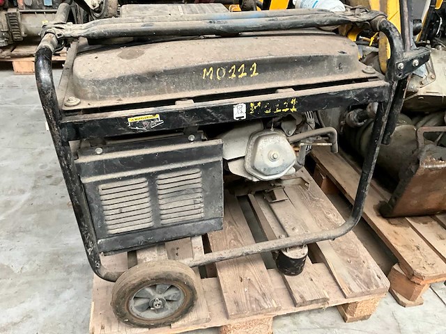 Diverse generatoren (defect) (16x) - afbeelding 6 van  20