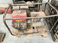 Diverse generatoren (defect) (16x) - afbeelding 8 van  20