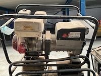 Diverse generatoren (defect) (16x) - afbeelding 2 van  20