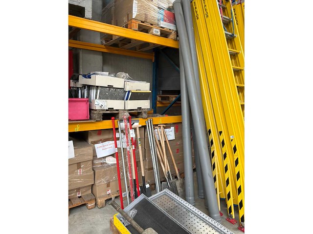 Diverse gereedschap - afbeelding 2 van  3