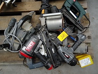 Diverse gereedschap - afbeelding 1 van  6