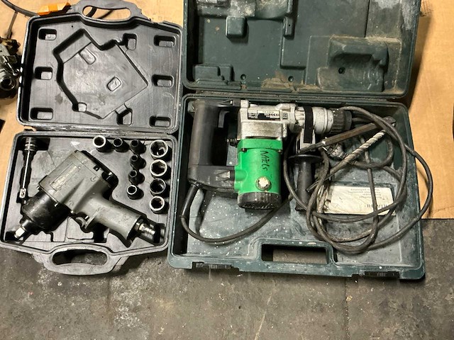 Diverse gereedschappen (2x) - afbeelding 1 van  2