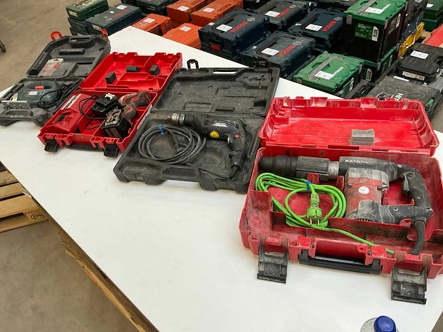 Diverse gereedschappen (4x) - afbeelding 1 van  10