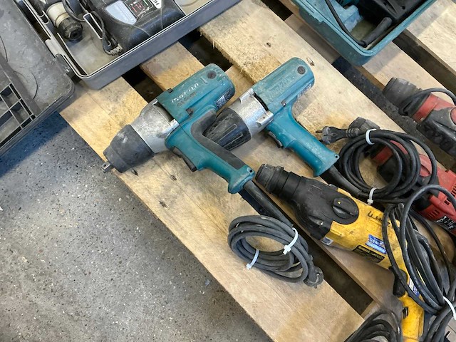 Diverse gereedschappen (8x) - afbeelding 1 van  2