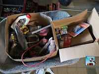Diverse gereedschappen en schroeven - afbeelding 3 van  27