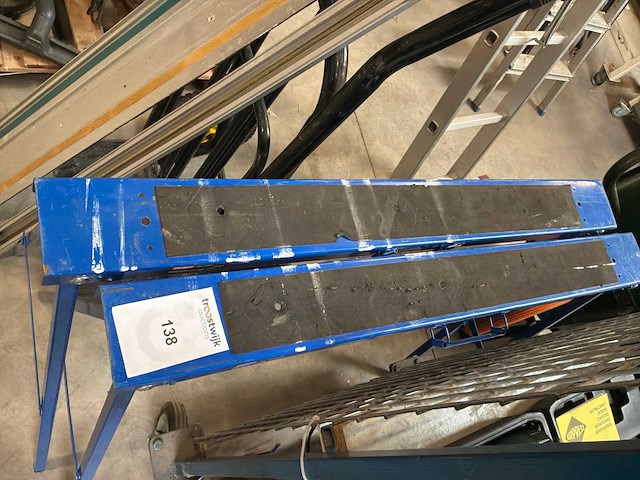 Diverse gereedschappen - afbeelding 2 van  5