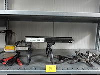 Diverse gereedschappen - afbeelding 1 van  8