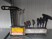 Diverse gereedschappen - afbeelding 6 van  8