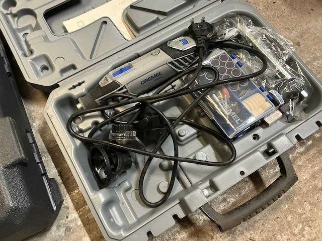 Diverse gereedschappen - afbeelding 3 van  7