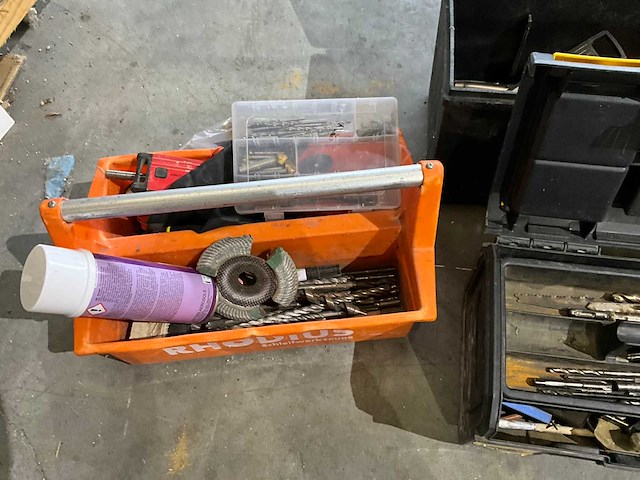 Diverse gereedschapskoffer (2x) met inhoud - afbeelding 5 van  6