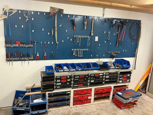 Diverse gereedschapskoffers - afbeelding 1 van  21