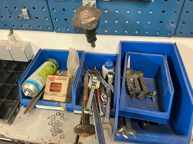 Diverse gereedschapskoffers - afbeelding 19 van  21