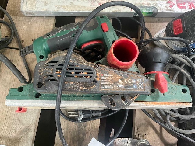 Diverse gereedschapsmachines (5x) en diversen - afbeelding 16 van  17