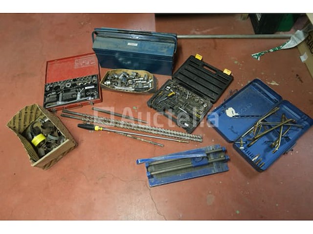Diverse gereedschapsset - afbeelding 1 van  11