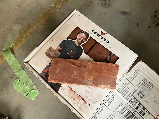 Diverse gevelstenen (1250x) - afbeelding 2 van  8