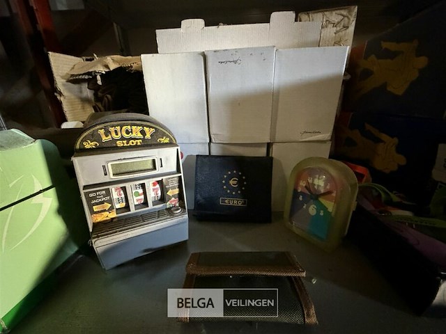 Diverse gezelschapsspelletjes - afbeelding 3 van  5