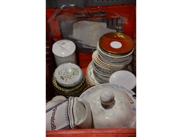 Diverse glaswerk - afbeelding 2 van  3