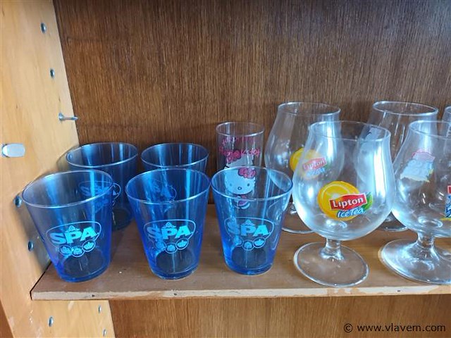 Diverse glazen. 26 stuks - afbeelding 2 van  4