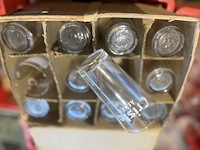 Diverse glazen en glaswerk - afbeelding 5 van  5