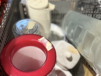 Diverse glazen en glaswerk - afbeelding 1 van  1