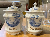 Diverse glazen en glaswerk - afbeelding 1 van  1