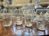 Diverse glazen en glaswerk - afbeelding 1 van  2