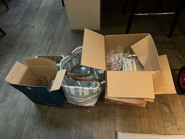 Diverse glazen, ong 30 stuks - afbeelding 1 van  4