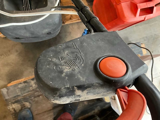 Diverse grasmachines (2x) - afbeelding 5 van  14