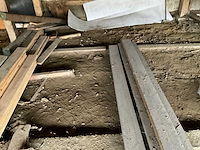 Diverse grenen houten balken en planken (70x) - afbeelding 5 van  13