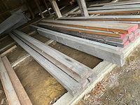 Diverse grenen houten balken en planken (70x) - afbeelding 9 van  13