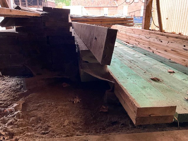 Diverse grenen houten planken (150x) - afbeelding 3 van  8