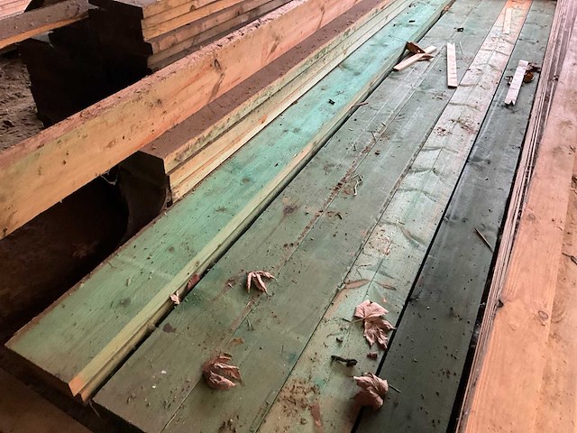 Diverse grenen houten planken (150x) - afbeelding 8 van  8