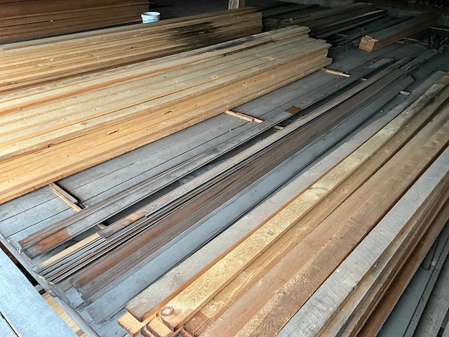 Diverse grenen houten planken en latten 1e keus (160x) - afbeelding 4 van  10