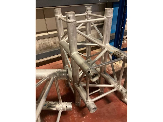 Diverse h30v prolyte hoektrussen (3x) - afbeelding 4 van  5