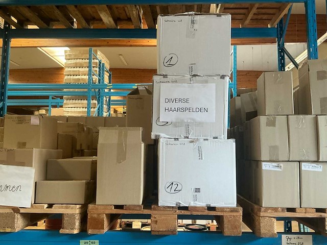 Diverse haarspelden haarverzorging - afbeelding 1 van  5
