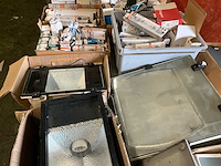 Diverse halogeen - afbeelding 2 van  16