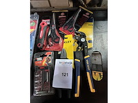Diverse hand gereedschappen - afbeelding 1 van  1