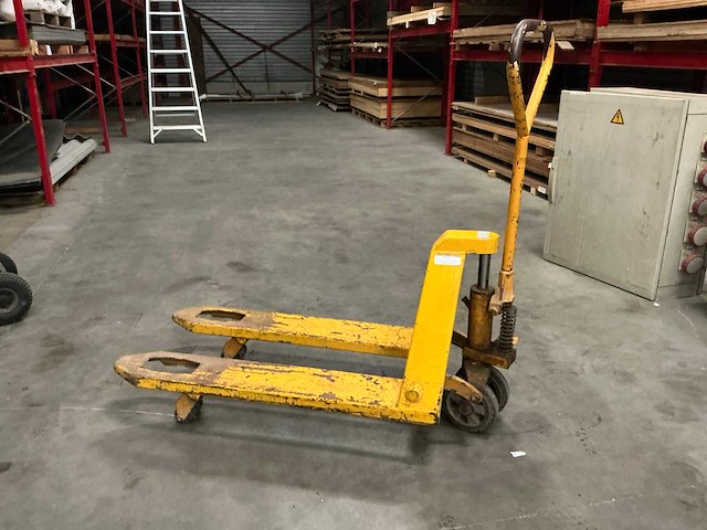 Diverse hand hydraulische palletwagen (2x), waaronder 1 defect - afbeelding 7 van  7