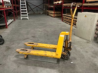 Diverse hand hydraulische palletwagen (2x), waaronder 1 defect - afbeelding 7 van  7