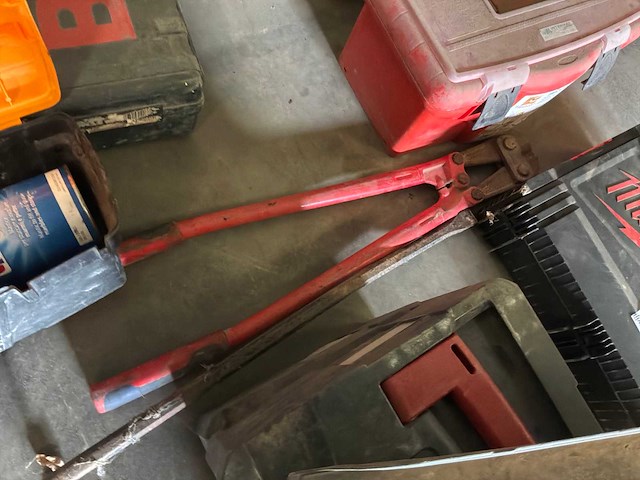 Diverse handgereedschap - afbeelding 2 van  3