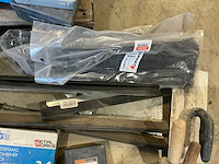 Diverse handgereedschappen - afbeelding 4 van  6